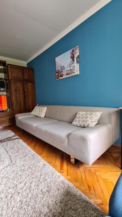 Kingston Pirot Exterior foto