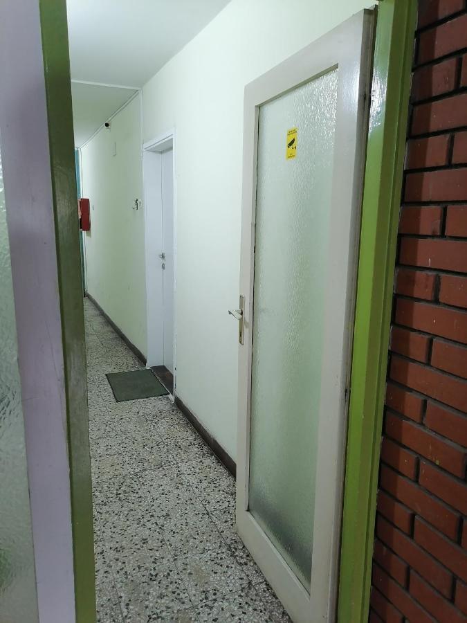 Kingston Pirot Exterior foto